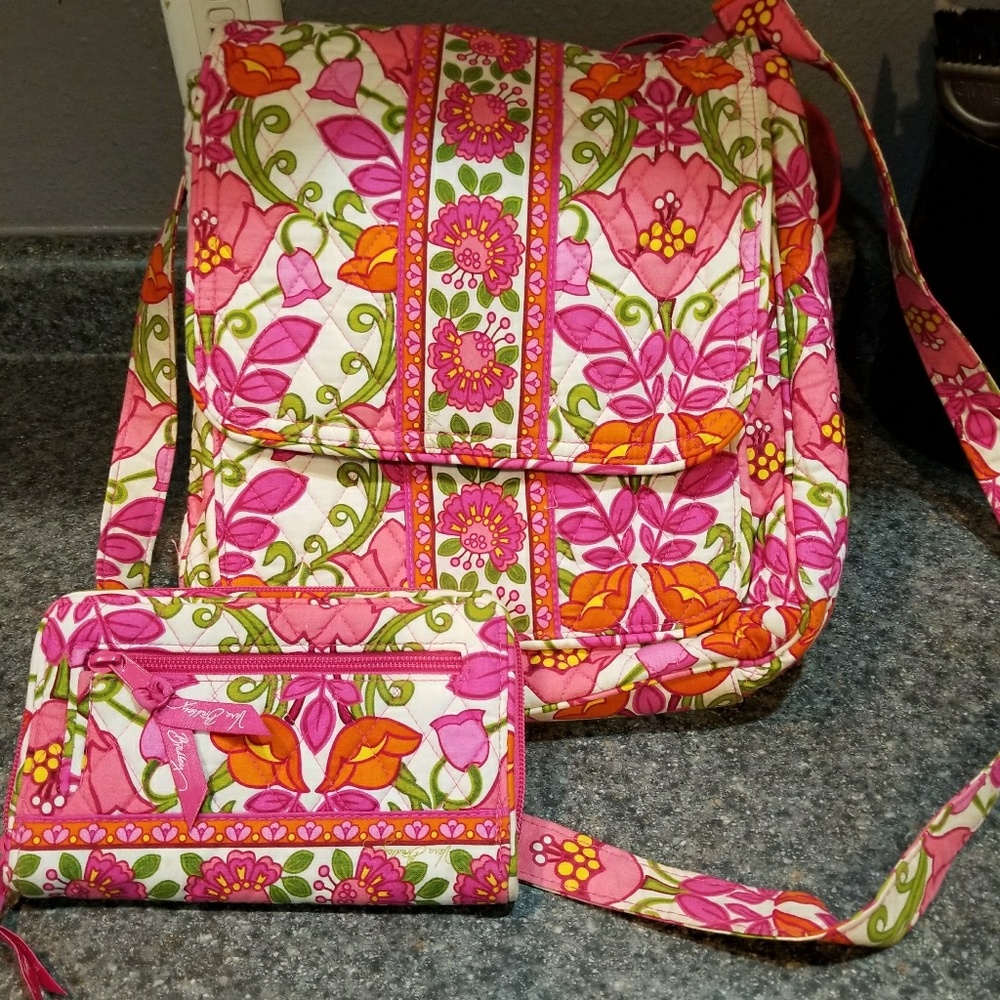 cross body w/ matching wallet